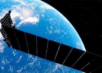 Para expertos, la desregulación del internet satelital promete transformar el mercado