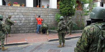 Conflicto armado en Ecuador: ya son 10 los muertos tras la ofensiva narco