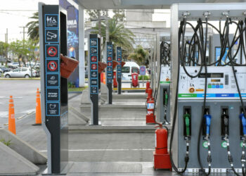 Anticipan un nuevo aumento en las naftas desde febrero que rondaría el 25%