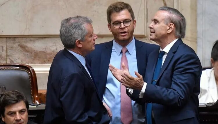 La oposición dialoguista plantea reparos a las modificaciones del Gobierno en la Ley ómnibus