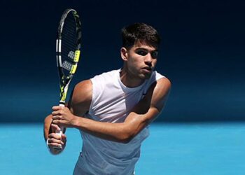 El español Alcaraz avanza y Etcheverry se medía ante “Nole”