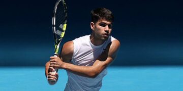El español Alcaraz avanza y Etcheverry se medía ante “Nole”