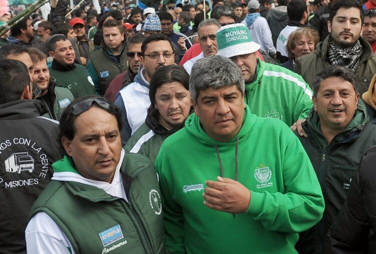 Camioneros adhirió a paro y marcha del 24 y rechazó intento de privatización de empresas públicas