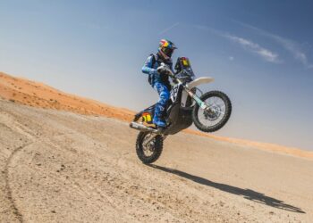 Los hermanos Benavides, dentro del primer pelotón