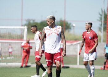 Instituto ganó y perdió otro partido ante Argentinos