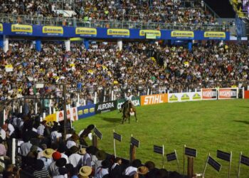 Comenzó el Festival de Doma y Folklore de Jesús María
