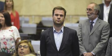López afirmó que hay cuestiones de la Ley «Bases» que «cómo están no pueden pasar»