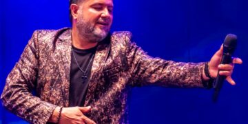 Se presenta un ícono de la canción folclórica