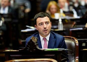 La respuesta de De Loredo a Francos: «Gracias por reconocer que el proyecto no tiene consenso»