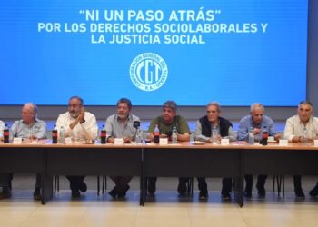 Sin referencias de conducción, el peronismo ensaya estrategia de «sindicalización» detrás de la CGT