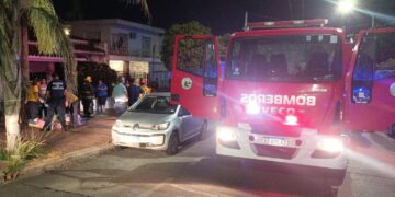 Cuatro adultos mayores resultaron heridos tras el incendio de una residencia en Córdoba