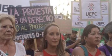 Echevarría calificó de “cambalache” a la aprobación de la Ley ómnibus