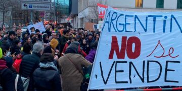 Argentinos marcharon en Europa