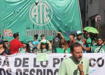 Estatales protestaron contra las “políticas de desguace”