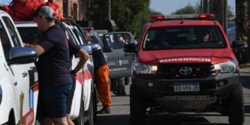 Bomberos cordobeses viajan a combatir el incendio en el Parque Nacional Los Alerces