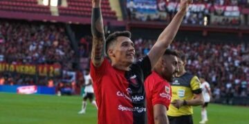 Talleres presento a Ruben Botta como nuevo refuerzo