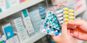 Los precios de los medicamentos aumentaron casi 100 puntos por encima de la inflación en 2023