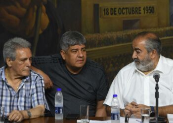Habilitan la feria para tratar el pedido de la CGT contra el DNU