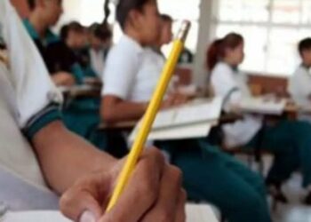 Intentan mitigar los aumentos en las escuelas privadas