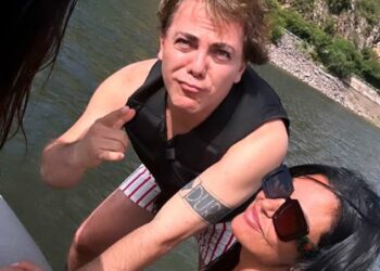 Cristian Castro fue visto con una cordobesa en Carlos Paz y aseguró que están «con ganas de blanquear»
