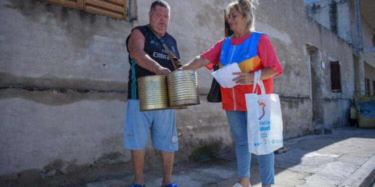 Dengue: destacan el rol de los vecinos para combatir los casos
