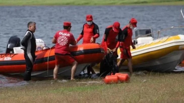 Continúa la búsqueda de un hombre que cayó de una moto agua en el Embalse de Río Tercero
