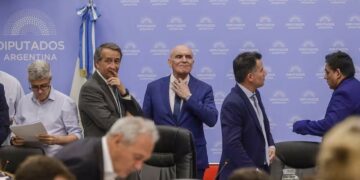El oficialismo avanza en el dictamen de la Ley ómnibus