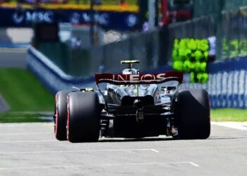 En Mercedes se ilusionan con el modelo W15 para el 2024