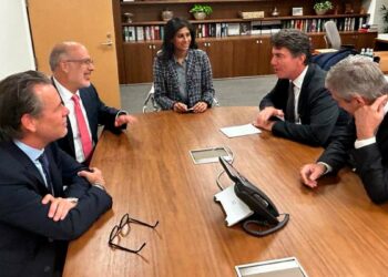 Caputo y Posse se reunieron con la comitiva del FMI