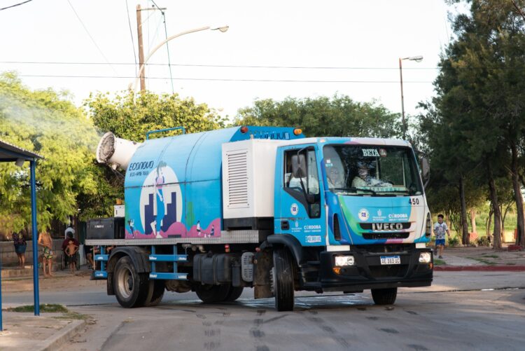 Harán doble turno las cuadrillas de fumigación contra el dengue