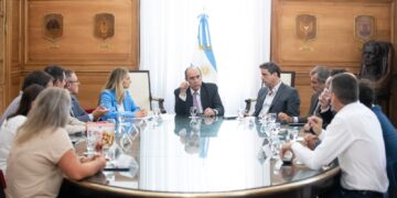Atenderán el reclamo de los maniseros
