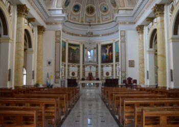 La iglesia católica confirmó que sus autoridades dejarán de recibir fondos del Estado