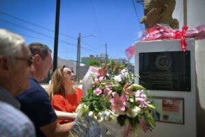 La vicegobernadora Prunotto encabezó un homenaje a Illia