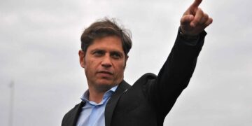 Kicillof dijo que delegar facultades legislativas al PEN es «vulnerar la división de poderes»