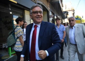 Llaryora lidera las negociaciones para frenar la suba en las retenciones