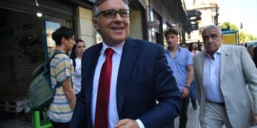 Llaryora lidera las negociaciones para frenar la suba en las retenciones