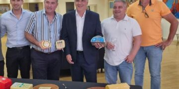 Llaryora tildó de «inacompañable» el esquema de retenciones nacional