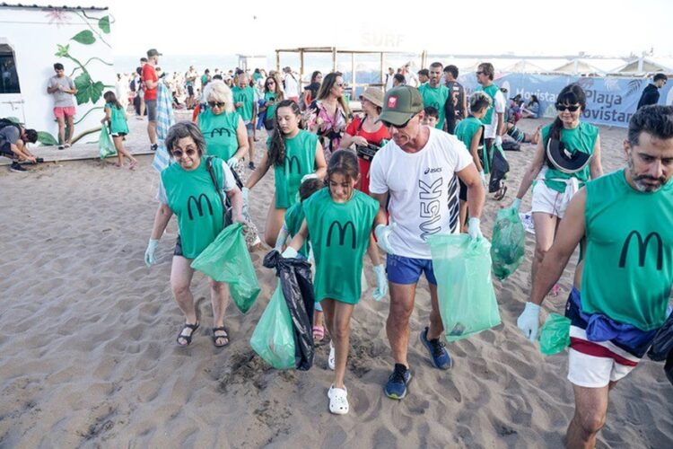 En verano, McDonald's ofrece actividades para toda la familia