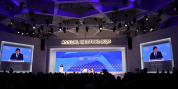 Fuerte crítica del Presidente a la agenda feminista y del ambientalismo en Davos