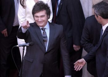 El Presidente y dirigentes de todo el arco político enviaron sus saludos por Año Nuevo