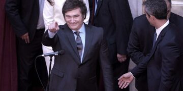 El Presidente y dirigentes de todo el arco político enviaron sus saludos por Año Nuevo