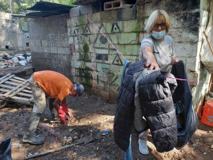 La Municipalidad asiste a las familias afectadas por el temporal