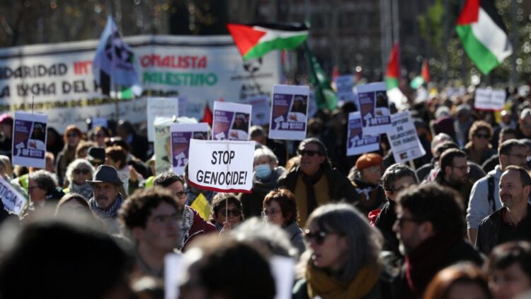 En Madrid, se movilizaron unas 25.000 personas, según el Gobierno.