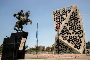 El fuerte derrumbe en la recaudación impactará en la paritaria provincial El fuerte derrumbe en la recaudación impactará en la paritaria provincial