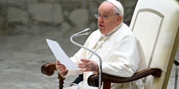 Francisco se mostró en contra de la maternidad subrogada