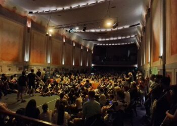 Teatros locales en alerta por la ley ómnibus