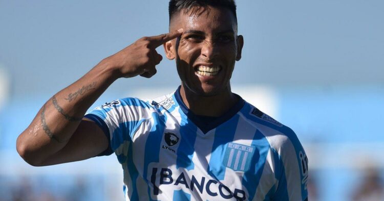 Lluvia de refuerzos en Racing de Nueva Italia