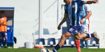 Racing sigue sumando refuerzos