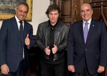 Scioli asume como secretario de Turismo y Deportes de Milei