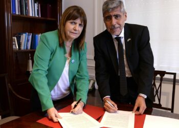 Quinteros acordó con Bullrich protocolos contra el narcotráfico